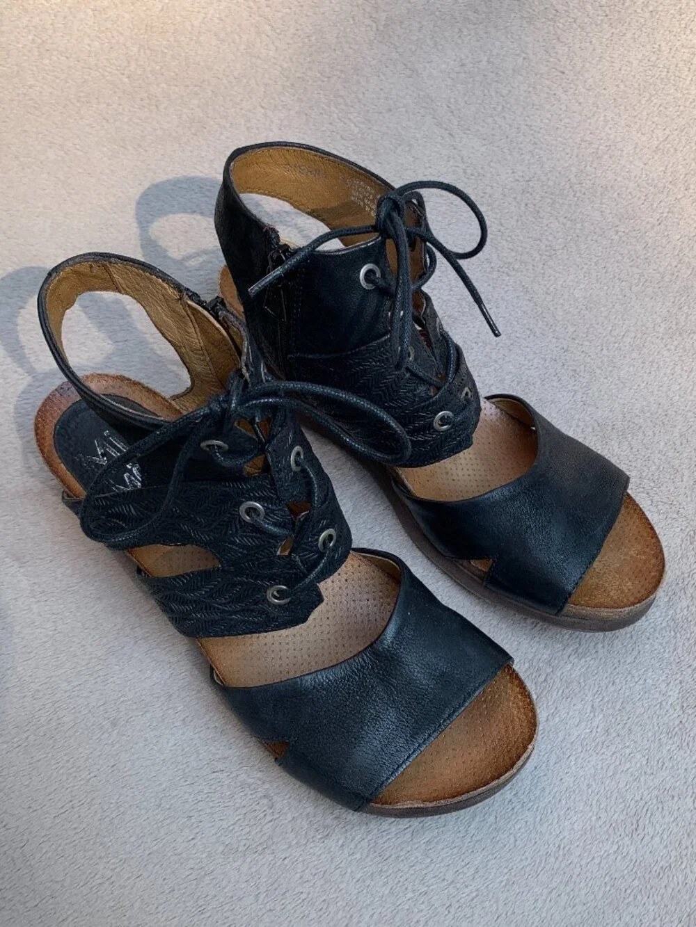 Miz Mooz Sierra Leather Demi Wedge Sandals Sz39